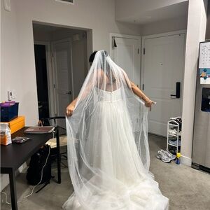 Elegant Wedding Veil with Pearl Detailing